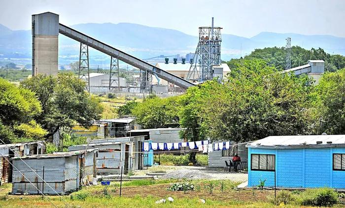 rustenburg mine and community dwellings